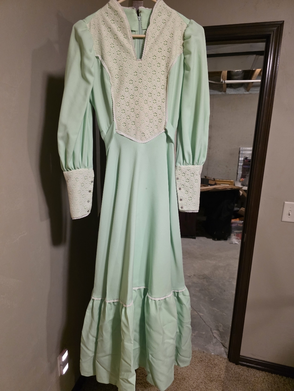 Vintage Handmade Dress Size M??